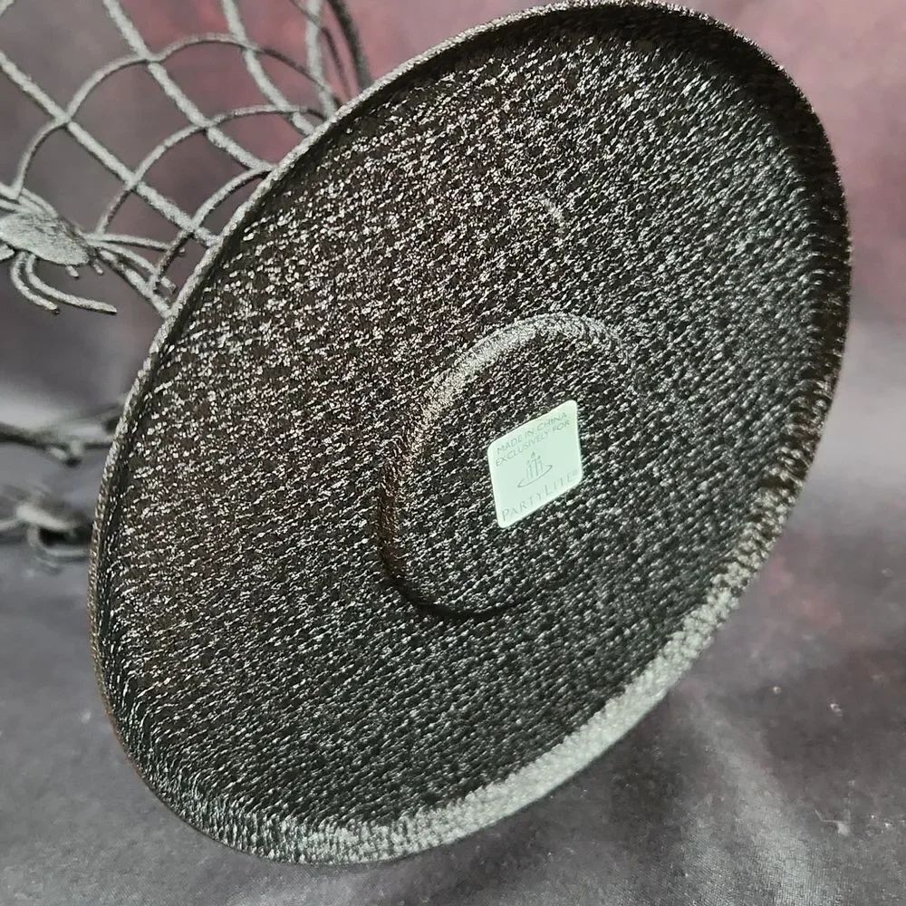 🩵PartyLite Black Spider Web Aroma Melt Warmer Base - Picture 8 of 8